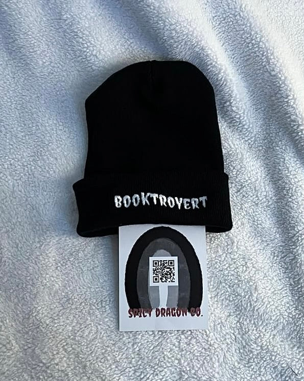 Booktrovert Beanie